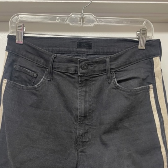 MOTHER Insider Crop Step Fray Guilty Racer Jeans - Picture 3 of 14